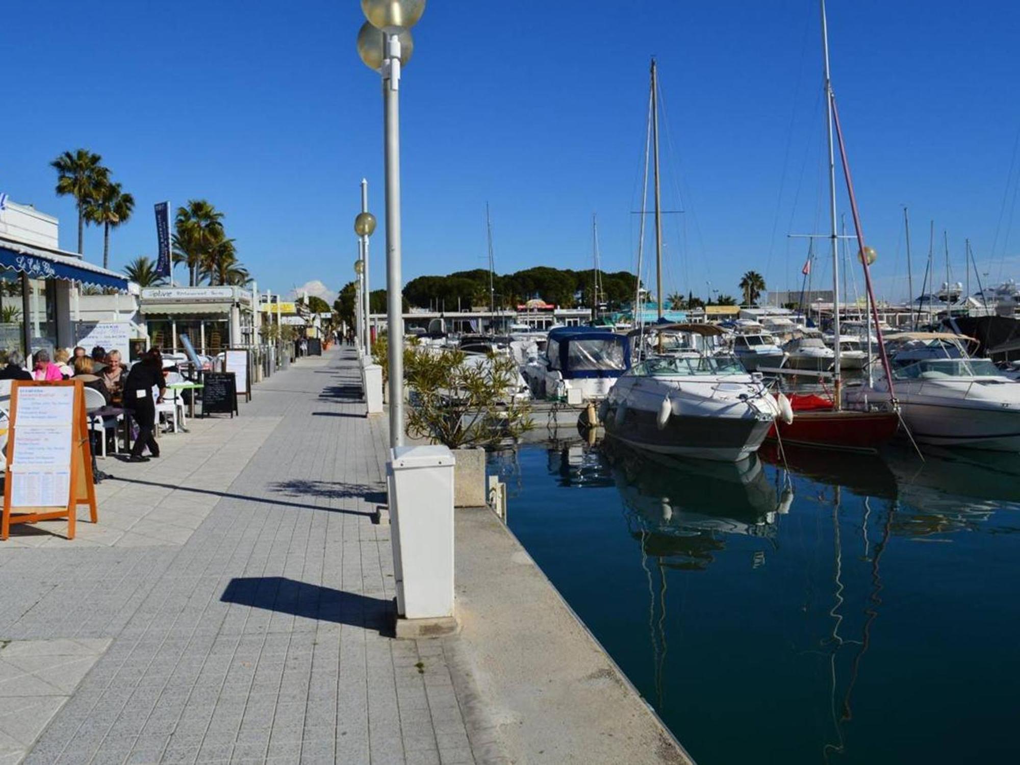 Studio Agreable Avec Loggia, Garage Et Plage A Proximite - 2 Couchages, Golfe-Juan - Fr-1-252-62 Exterior foto